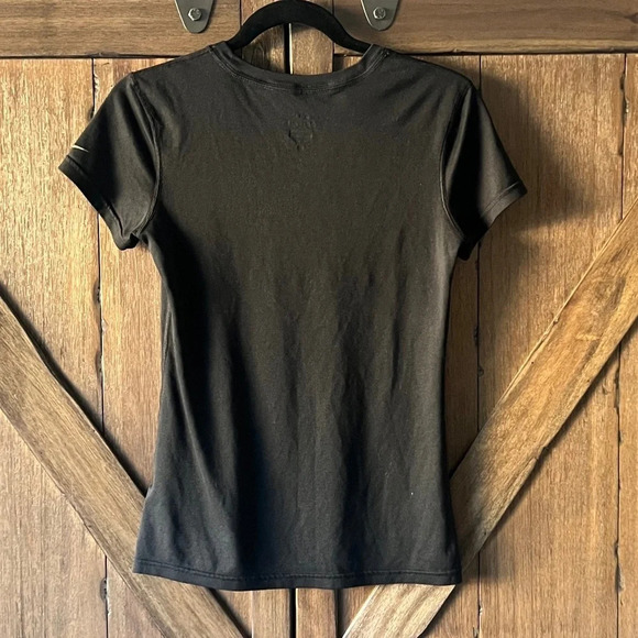 NIKE Run Logo Dri-Fit Crew-Neck T-Shirt Size XS - Picture 5 of 7